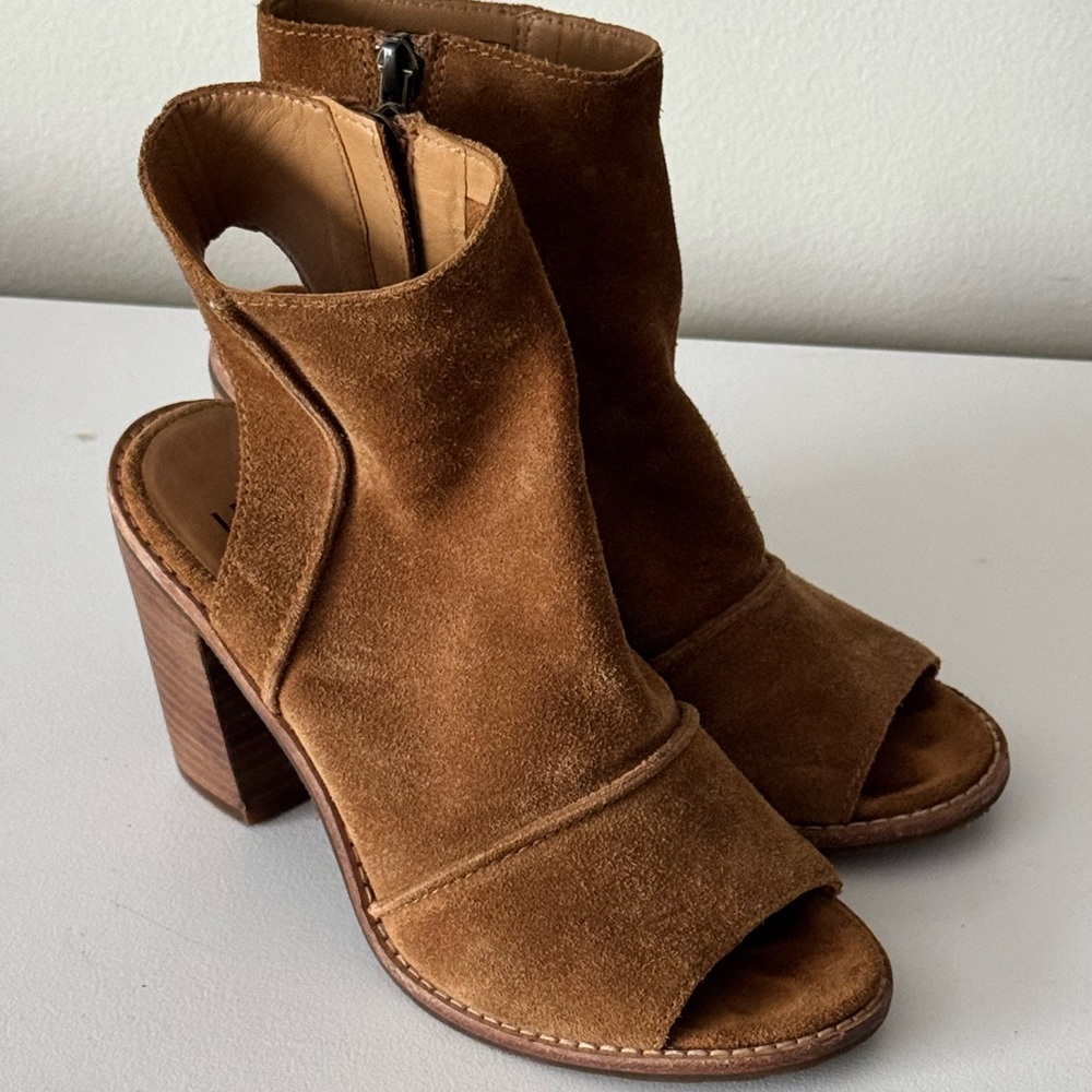 Ugg Western Tan Suede Peep-Toe Ankle Boots